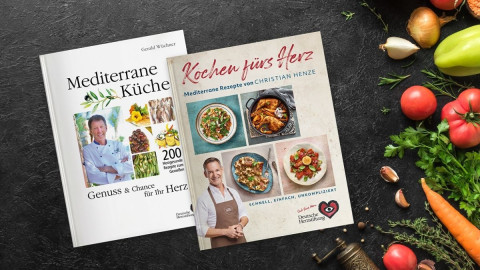 Collage der beiden Kochbücher der Deutschen Herzstiftung